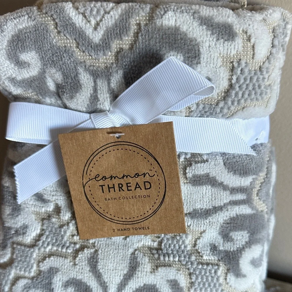 Common Thread Bath & Hand Tip Towels Gray Beige Medallion NEW! - Picture 10 of 11